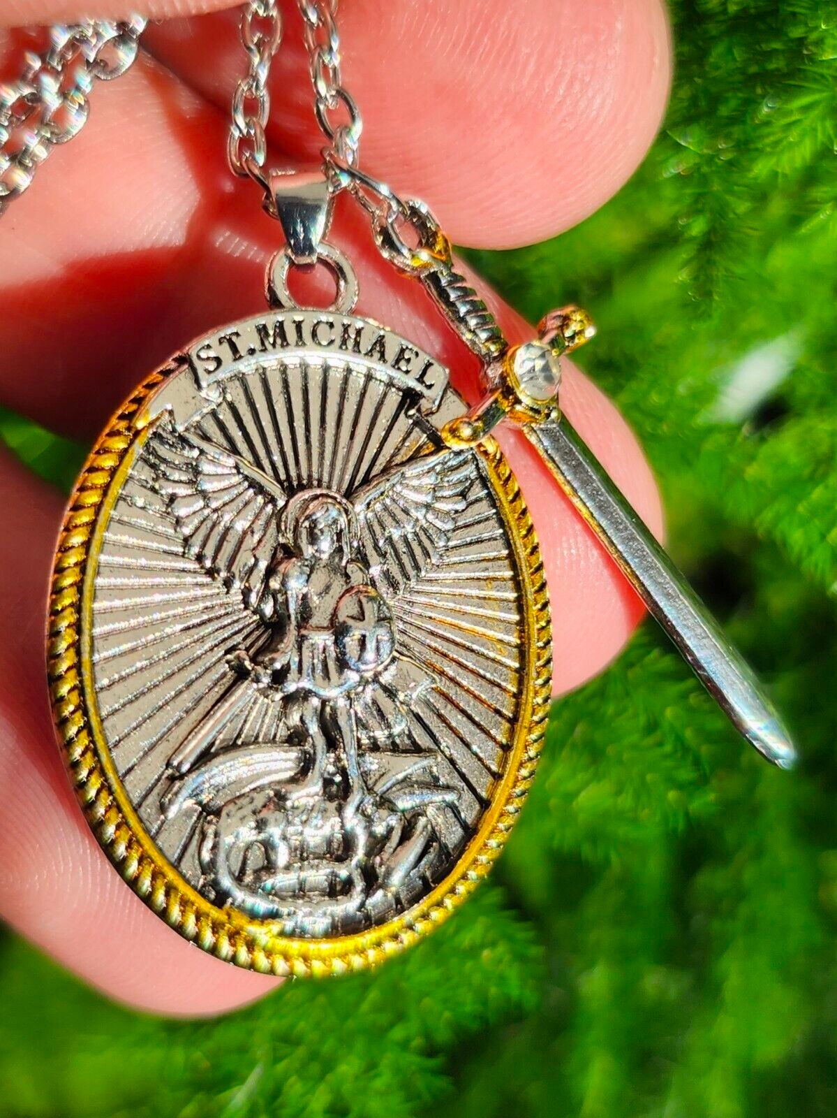 Atrae Prosperidad y Protección Divina 🙏 Collar de San Miguel Arcangel + Caja de regalo🎁
